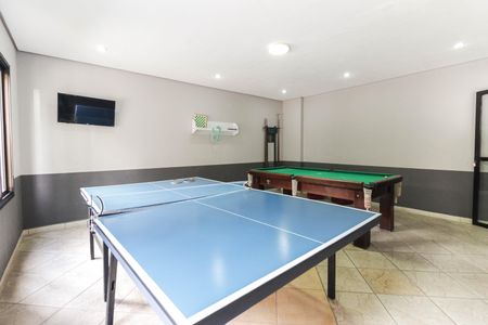 Apartamento à venda com 49m², 2 quartos e 1 vaga Apartamento à venda com 49m², 2 quartos e 1 vagaEspaço de Jogos