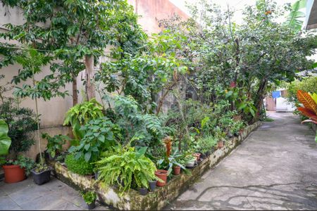 Casa à venda com 211m², 4 quartos e 2 vagasQuintal