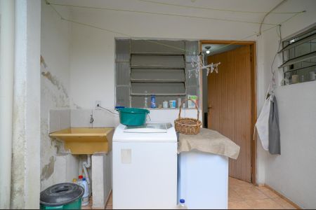 Casa à venda com 211m², 4 quartos e 2 vagasÁrea de Serviço 2