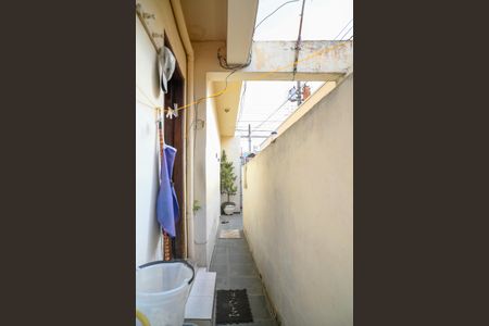Casa à venda com 211m², 4 quartos e 2 vagasCorredor para Quintal