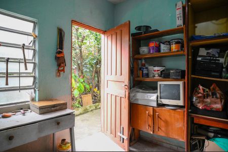 Casa à venda com 211m², 4 quartos e 2 vagasDepósito