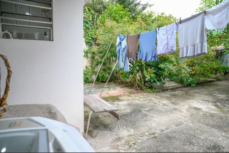 Casa à venda com 211m², 4 quartos e 2 vagasÁrea de Serviço 2