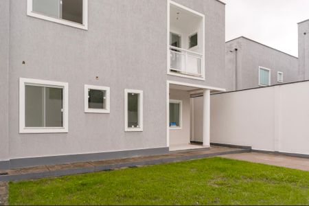 Casa à venda com 100m², 3 quartos e 4 vagasQuintal