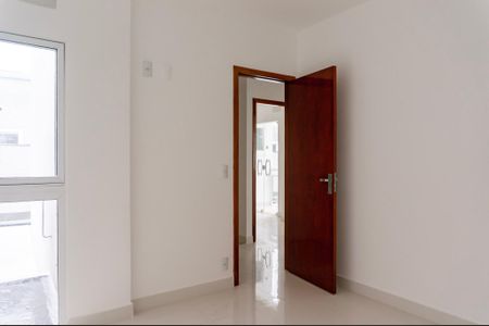 Casa à venda com 100m², 3 quartos e 4 vagasQuarto 1