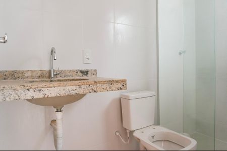 Casa à venda com 100m², 3 quartos e 4 vagasBanheiro da Suíte