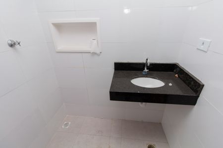 Apartamento à venda com 37m², 2 quartos e sem vagaBanheiro