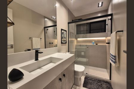 Casa de condomínio à venda com 300m², 4 quartos e 2 vagasBanheiro da Suíte 3