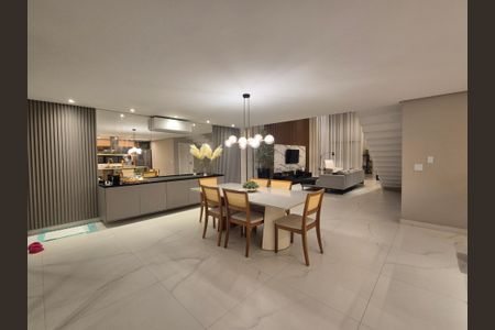 Casa de condomínio à venda com 300m², 4 quartos e 2 vagasSala de Jantar