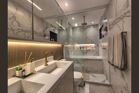 Casa de condomínio à venda com 300m², 4 quartos e 2 vagasBanheiro da suíte 2