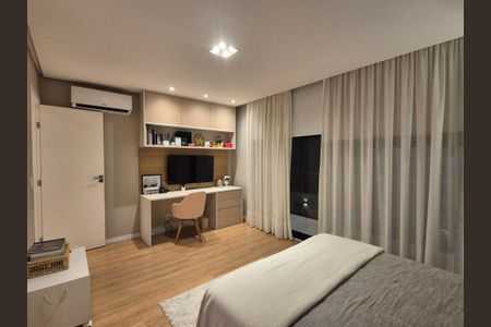 Casa de condomínio à venda com 300m², 4 quartos e 2 vagasSuíte 4