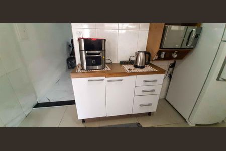 Casa à venda com 165m², 2 quartos e 2 vagas Casa à venda com 165m², 2 quartos e 2 vagasCozinha