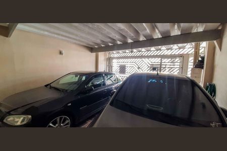 Casa à venda com 165m², 2 quartos e 2 vagas Casa à venda com 165m², 2 quartos e 2 vagasGaragem