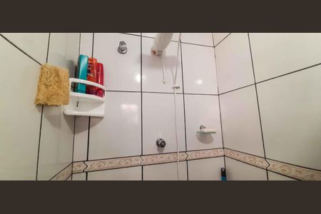 Casa à venda com 165m², 2 quartos e 2 vagas Casa à venda com 165m², 2 quartos e 2 vagasBanheiro da Área de Serviço