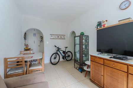 Apartamento à venda com 51m², 1 quarto e sem vagaSala