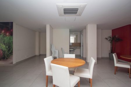 Apartamento à venda com 60m², 2 quartos e 1 vagaÁrea comum - Salão de festas
