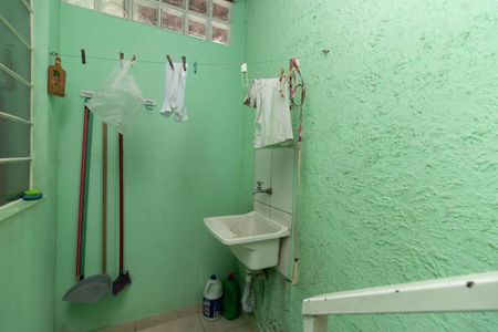 Casa à venda com 290m², 3 quartos e 3 vagasÁrea de Serviço Casa 2