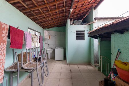 Casa à venda com 290m², 3 quartos e 3 vagasÁrea de Serviço Casa 2