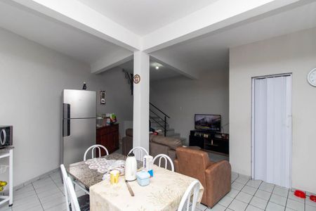 Casa à venda com 290m², 3 quartos e 3 vagasCozinha Casa 2