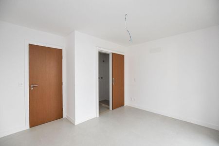 Apartamento à venda com 148m², 4 quartos e 3 vagas