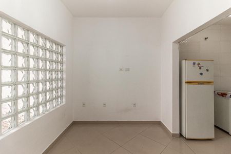 Apartamento à venda com 35m², 1 quarto e sem vaga Apartamento à venda com 35m², 1 quarto e sem vagaSala