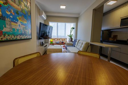 Apartamento para alugar com 60m², 2 quartos e 2 vagasSala