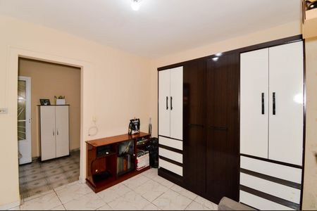 Casa à venda com 105m², 4 quartos e 2 vagas Casa à venda com 105m², 4 quartos e 2 vagasQuarto 1