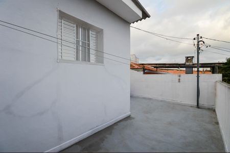 Casa à venda com 105m², 4 quartos e 2 vagas Casa à venda com 105m², 4 quartos e 2 vagasÁrea Externa