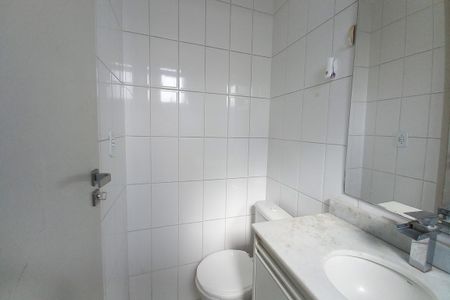 Apartamento à venda com 69m², 3 quartos e 1 vaga Apartamento à venda com 69m², 3 quartos e 1 vagaBanheiro da Suíte