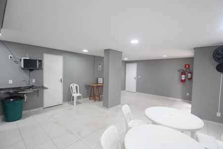 Apartamento para alugar com 52m², 2 quartos e 1 vagaÁrea Comum