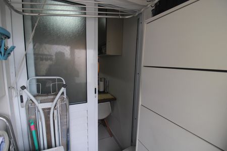 Apartamento para alugar com 52m², 2 quartos e 1 vagaÁrea de Serviço