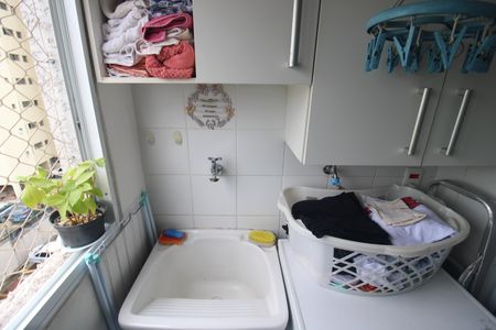 Apartamento para alugar com 52m², 2 quartos e 1 vagaÁrea de Serviço