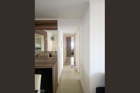 Apartamento à venda com 67m², 3 quartos e 1 vaga Apartamento à venda com 67m², 3 quartos e 1 vagaCorredor