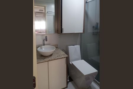 Apartamento à venda com 67m², 3 quartos e 1 vaga Apartamento à venda com 67m², 3 quartos e 1 vagaBanheiro da Suíte