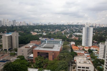 Studio à venda com 38m², 1 quarto e sem vaga Studio à venda com 38m², 1 quarto e sem vagaVaranda
