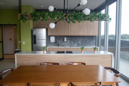 Studio à venda com 38m², 1 quarto e sem vaga Studio à venda com 38m², 1 quarto e sem vagaÁrea comum - Salão de Festas