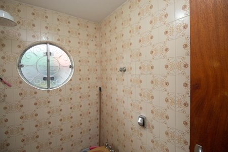 Casa à venda com 141m², 3 quartos e 2 vagasBanheiro 1