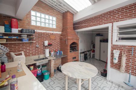 Casa à venda com 141m², 3 quartos e 2 vagasÁrea gourmet