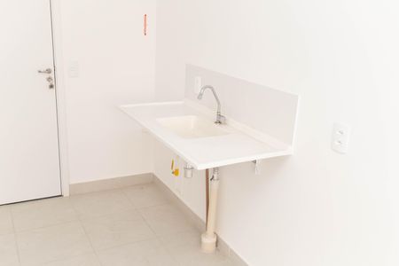 Apartamento para alugar com 32m², 2 quartos e sem vaga Apartamento para alugar com 32m², 2 quartos e sem vagaSala / Cozinnha