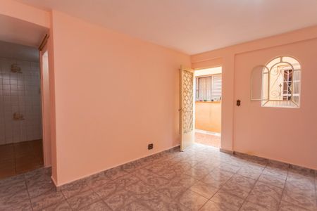 Casa para alugar com 50m², 1 quarto e 1 vagaSala