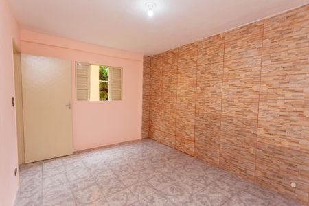 Casa para alugar com 50m², 1 quarto e 1 vagaQuarto