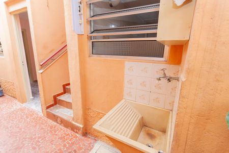 Casa para alugar com 50m², 1 quarto e 1 vagaÁrea de Serviço