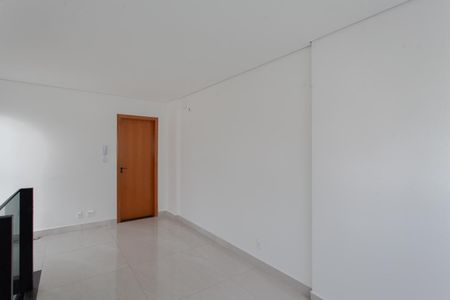 Apartamento à venda com 157m², 4 quartos e 2 vagas Apartamento à venda com 157m², 4 quartos e 2 vagasSala 2