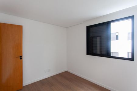 Apartamento à venda com 157m², 4 quartos e 2 vagas Apartamento à venda com 157m², 4 quartos e 2 vagasQuarto 1