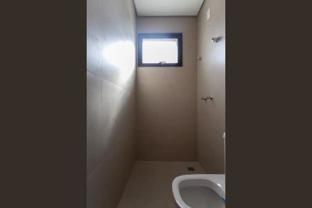 Apartamento à venda com 157m², 4 quartos e 2 vagas Apartamento à venda com 157m², 4 quartos e 2 vagasBanheiro da Suíte 2