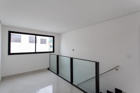 Apartamento à venda com 157m², 4 quartos e 2 vagas Apartamento à venda com 157m², 4 quartos e 2 vagasSala 2