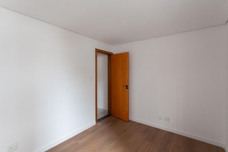 Apartamento à venda com 157m², 4 quartos e 2 vagas Apartamento à venda com 157m², 4 quartos e 2 vagasQuarto 1
