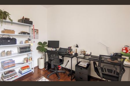 Apartamento à venda com 250m², 3 quartos e 1 vaga Apartamento à venda com 250m², 3 quartos e 1 vagaQuarto 2