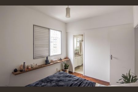 Apartamento à venda com 250m², 3 quartos e 1 vaga Apartamento à venda com 250m², 3 quartos e 1 vagaSuíte
