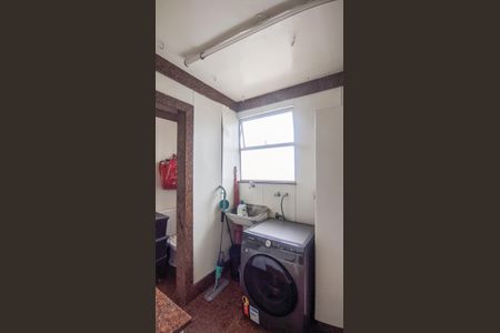 Apartamento à venda com 250m², 3 quartos e 1 vaga Apartamento à venda com 250m², 3 quartos e 1 vagaÁrea de Serviço