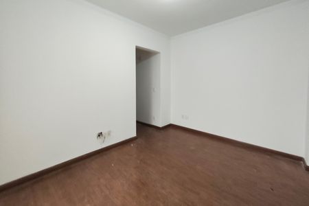 Apartamento para alugar com 74m², 2 quartos e 1 vagaSala